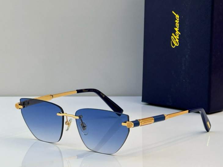 Picture of Chopard Sunglasses _SKUfw65044065fw
